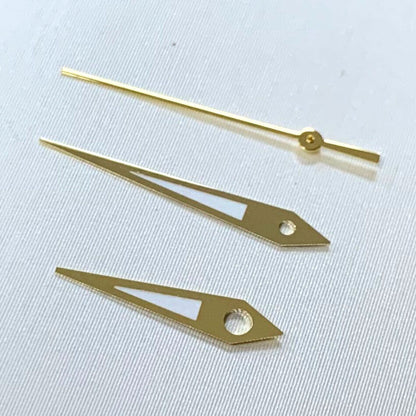 Green luminous watch hands set by A10 for NH35A/NH36A/4R36 movement, 10/14.5mm, ideal for precise watch repair.