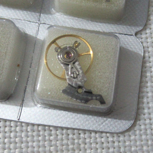 Silberne, in China hergestellte Unruh-Radschiene mit Adern für das Uhrwerk ETA 2824 2836