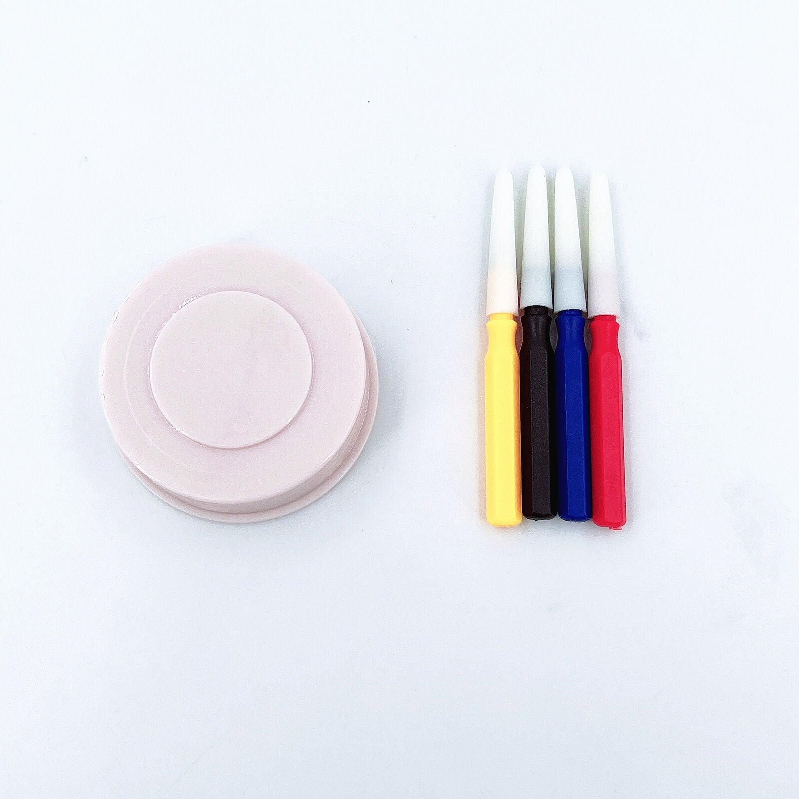 Oil cups plastic stand with 3 compartments and oiler pen set for precise watch repair tools.