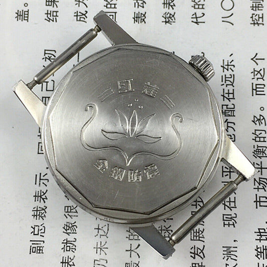 HONGLIAN 32mm manual mechanical watch with 17 jewels and Roman numeral dial, classic style.