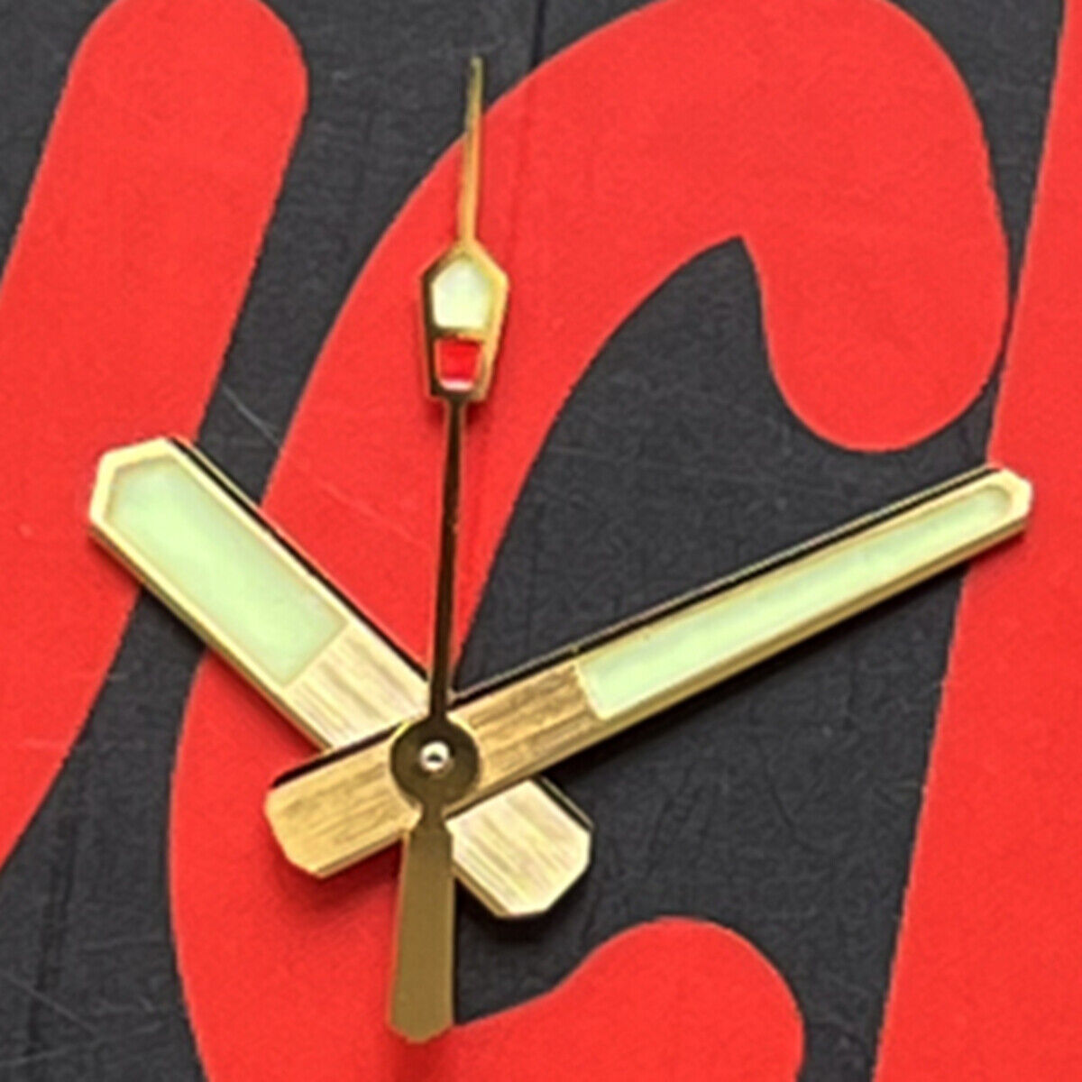 Golden Trim C3 Super Lume watch hands for SRP777 SKX/SBBN with NH35 NH36 movement, enhancing visibility and style.
