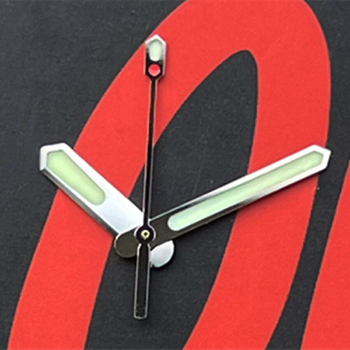 Silver and gold-trimmed C3 Super Lume watch hands for SKX007, compatible with NH35/NH36, Seiko accessory.