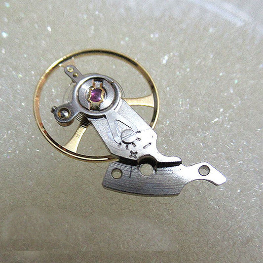 Balancier de montre argenté avec attelle pour mouvement SHANGHAI 2824 2836 2834
