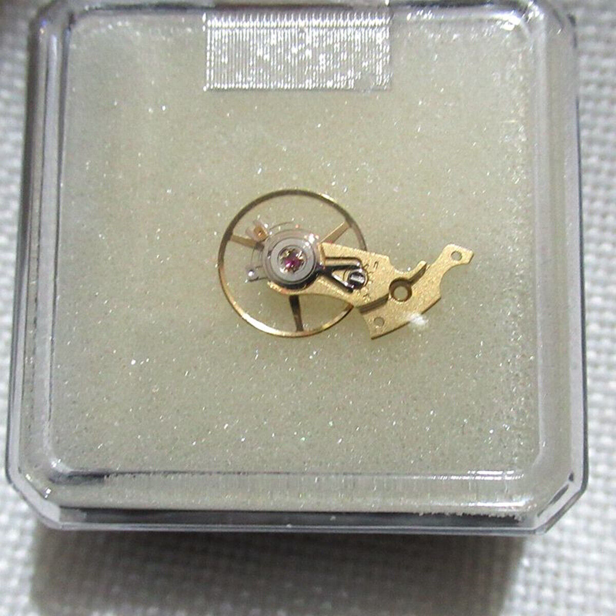 Golden balance wheel with splint for SW200, SW220, SW240 watch movements.