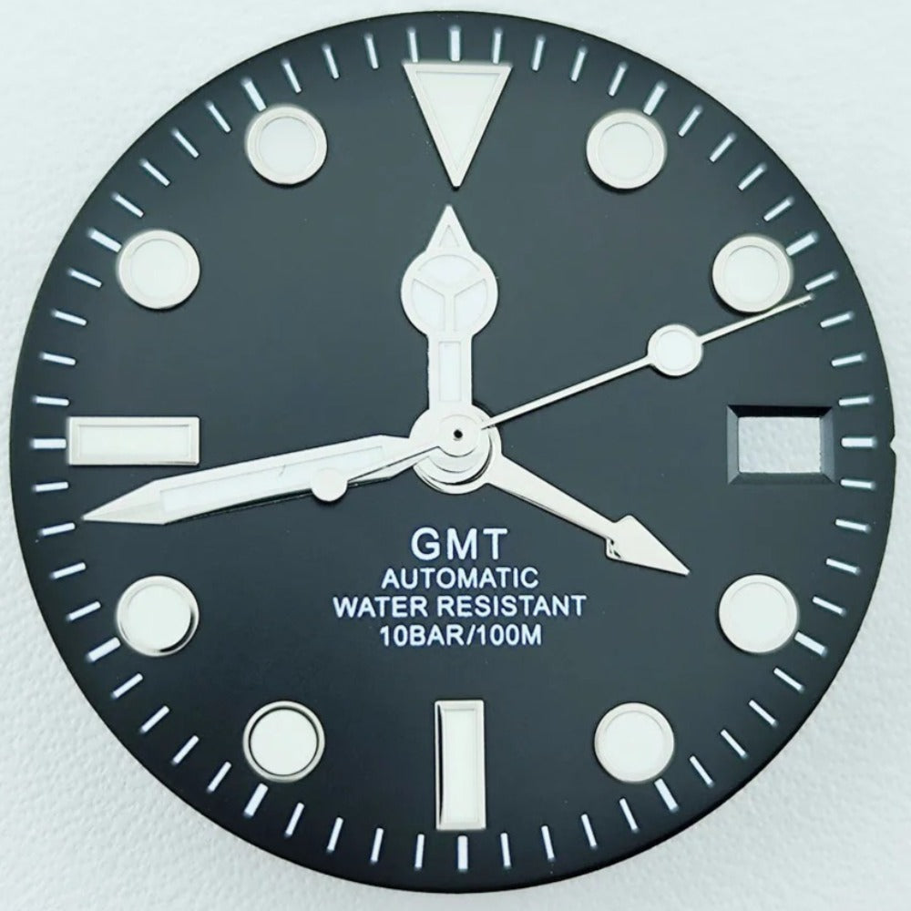 Black 28.5mm Silver Pointed GMT Hand Green Lume Watch Dial with Hands for NH34