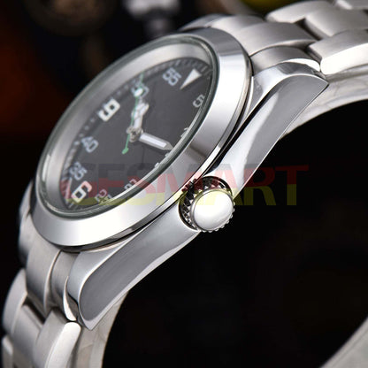 316L stainless steel 40mm men's mechanical diving watch with sapphire glass, waterproof, brand name included.