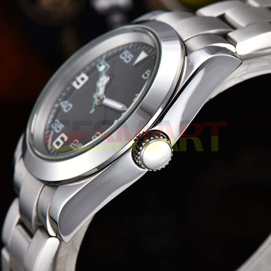 316L stainless steel 40mm men's mechanical diving watch with sapphire glass, waterproof, brand name included.
