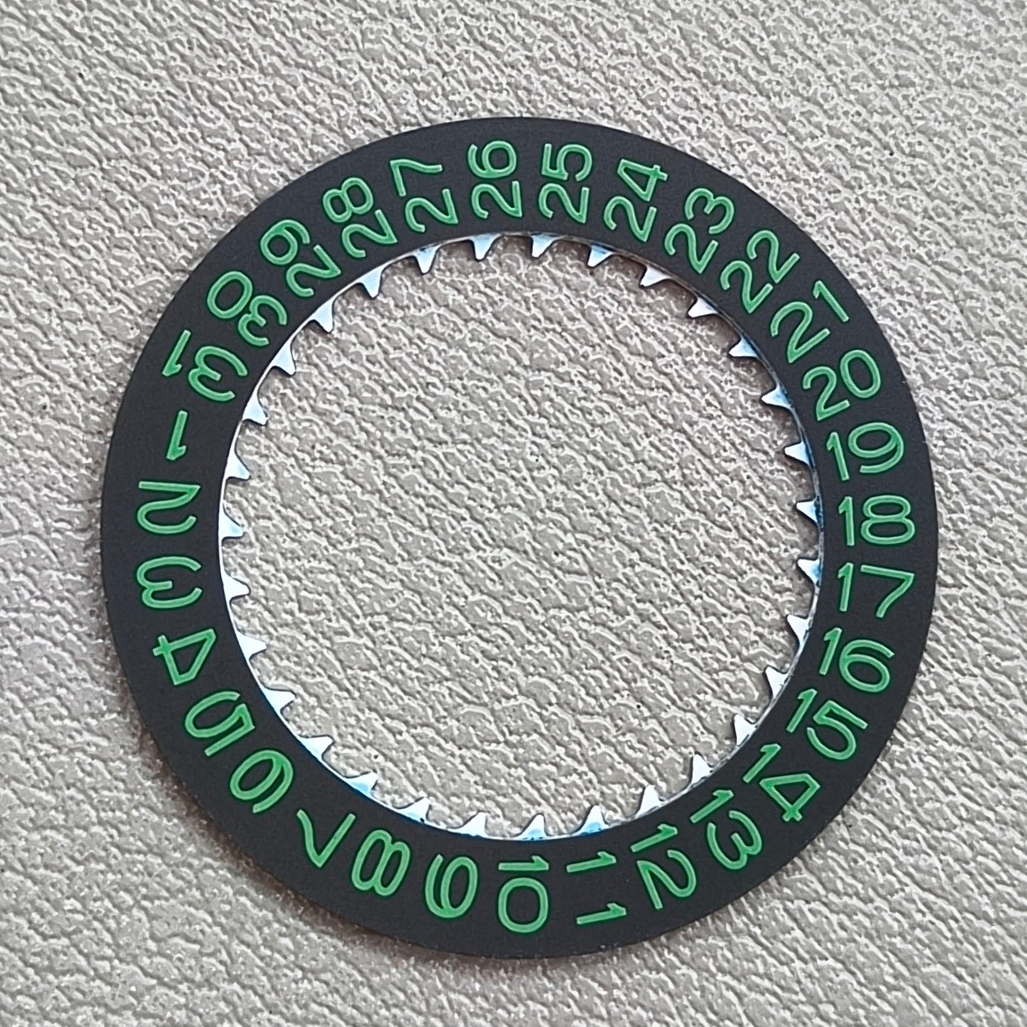 Replacement Black Background Green Character Disk Date Wheel for NH35 NH36