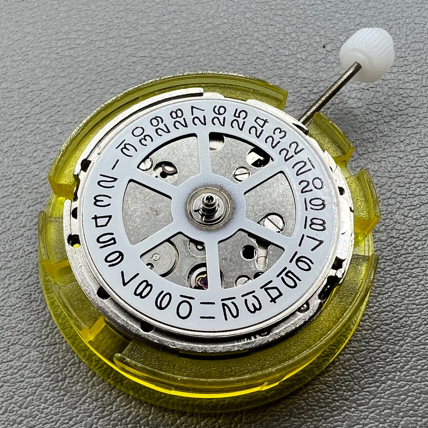 Silver China 2813 8205 watch accessory showcasing automatic mechanical movement with single calendar at 3 o?clock slot.