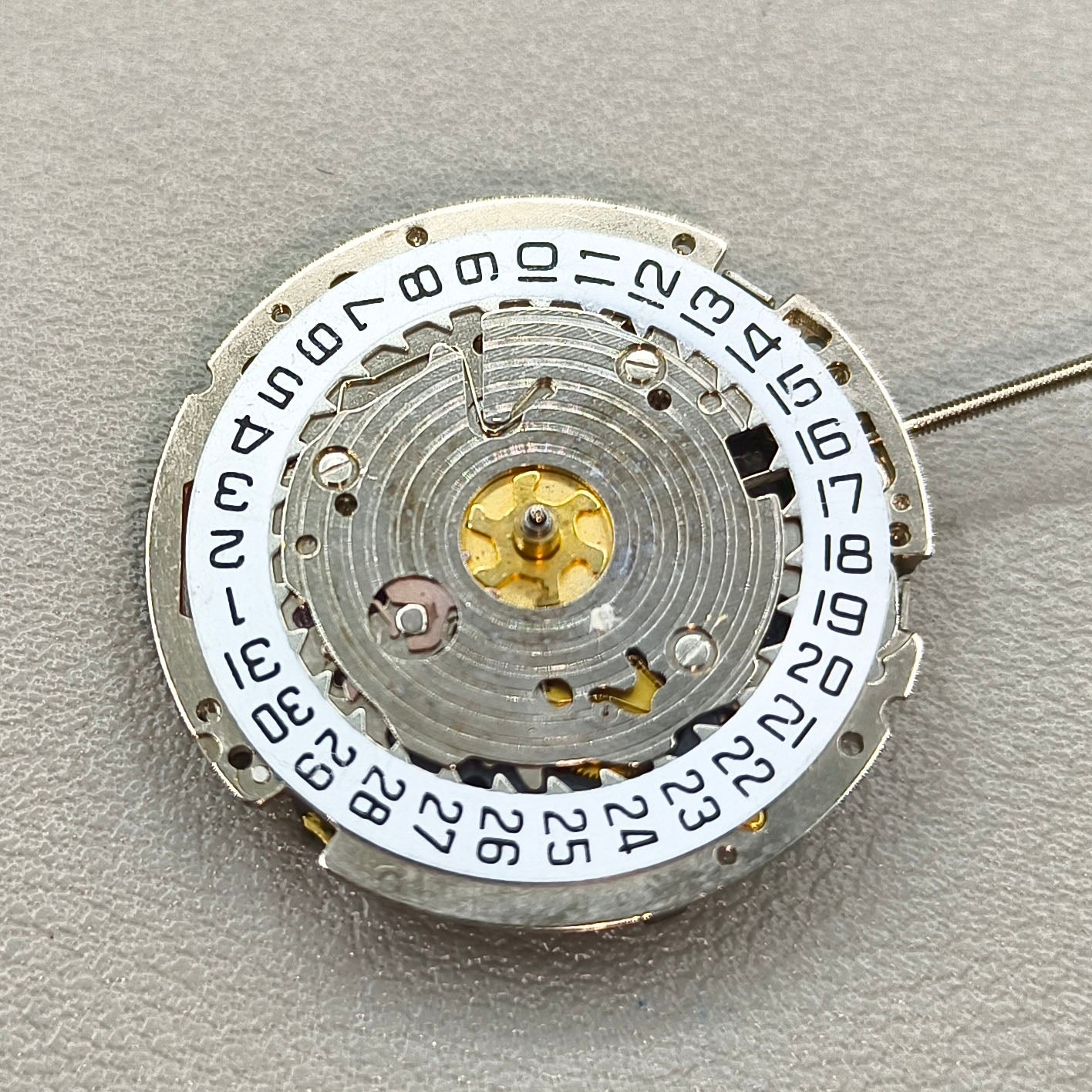 Swiss ISA 8171 Watch Quartz Movement Multifunctional Date@4