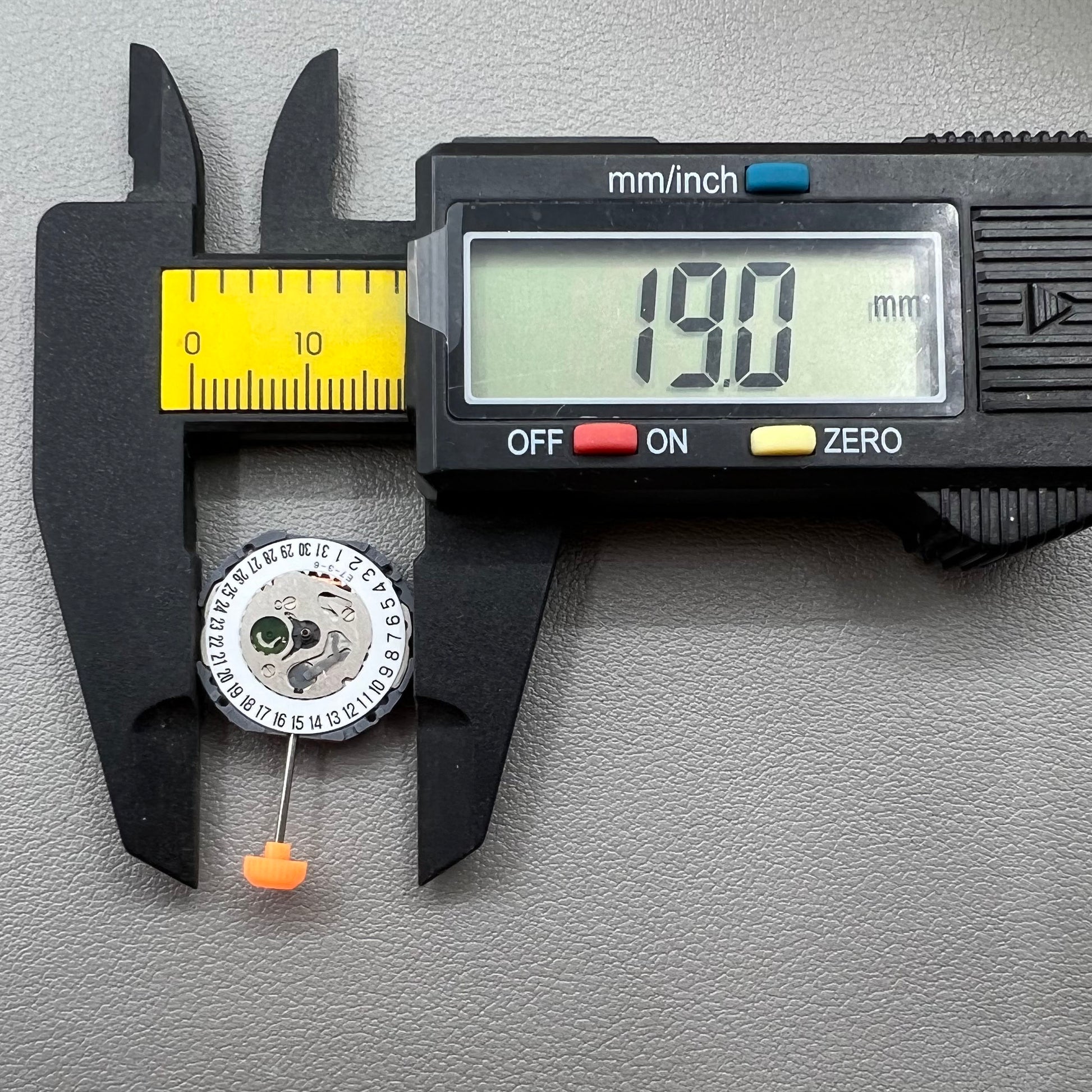 Replacement Japan Miyota 1N12 quartz movement with date at 6 o'clock for watch repair and accessories