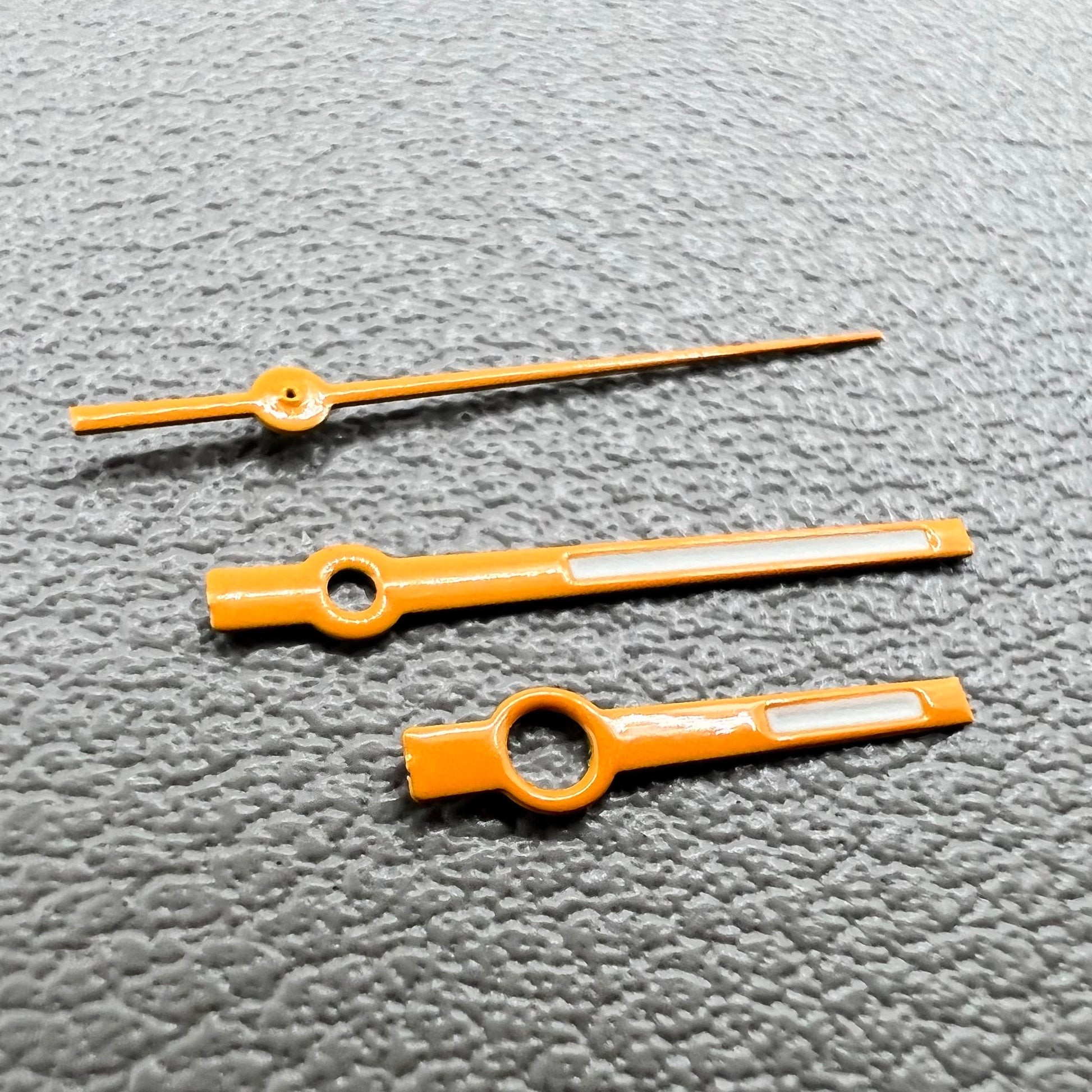 Set of yellow trim lume watch hands for NH34/35/36/38/39 movements, perfect for precise timekeeping.