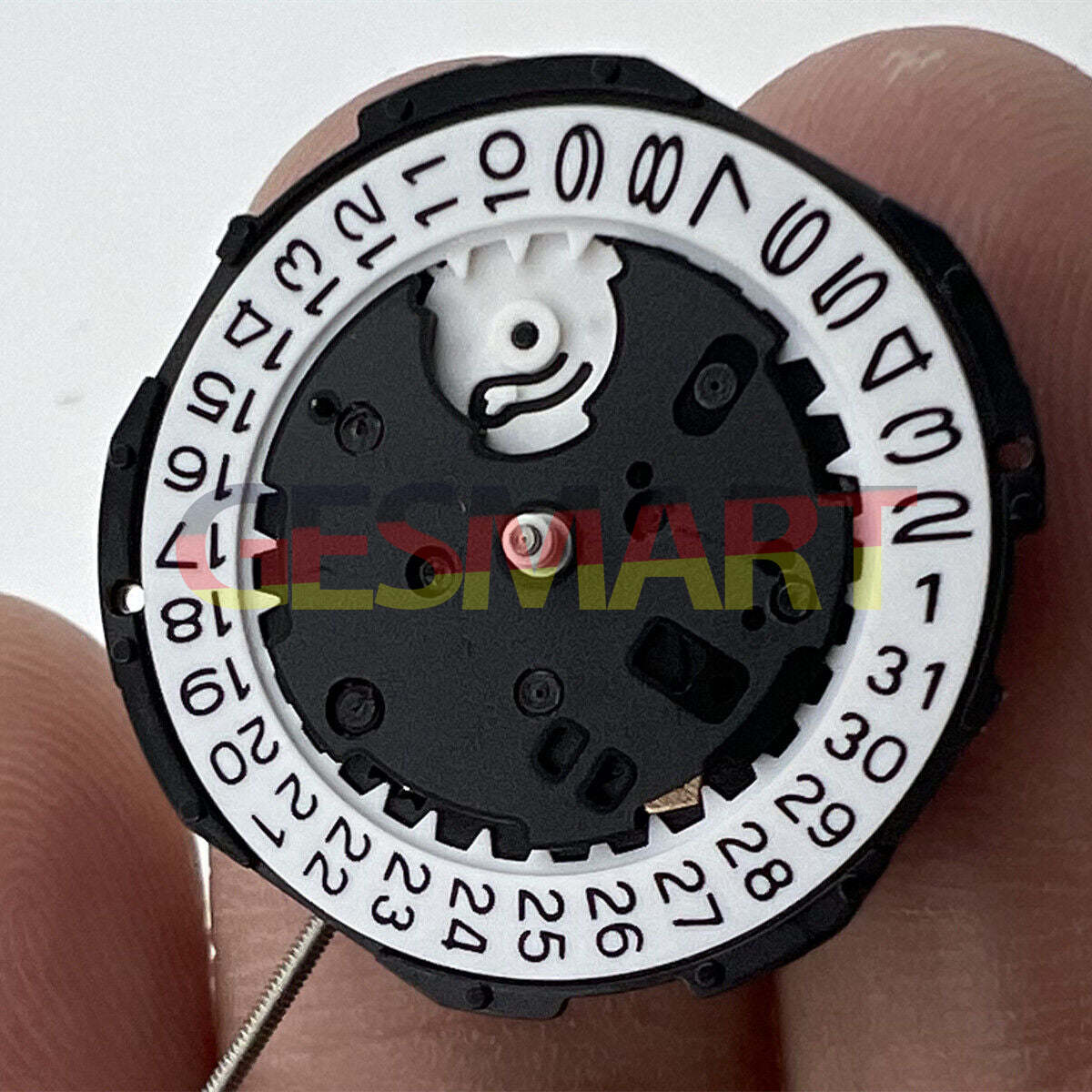 Sunon PE46 quartz watch movement with 2 hands and date display at 3 o'clock for precise timekeeping.