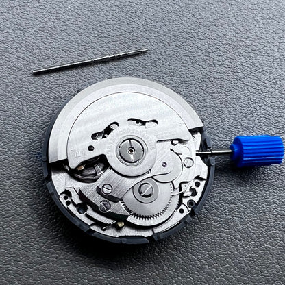 Seiko NH34 mechanical GMT watch movement with blue disk and white font for accurate timekeeping.