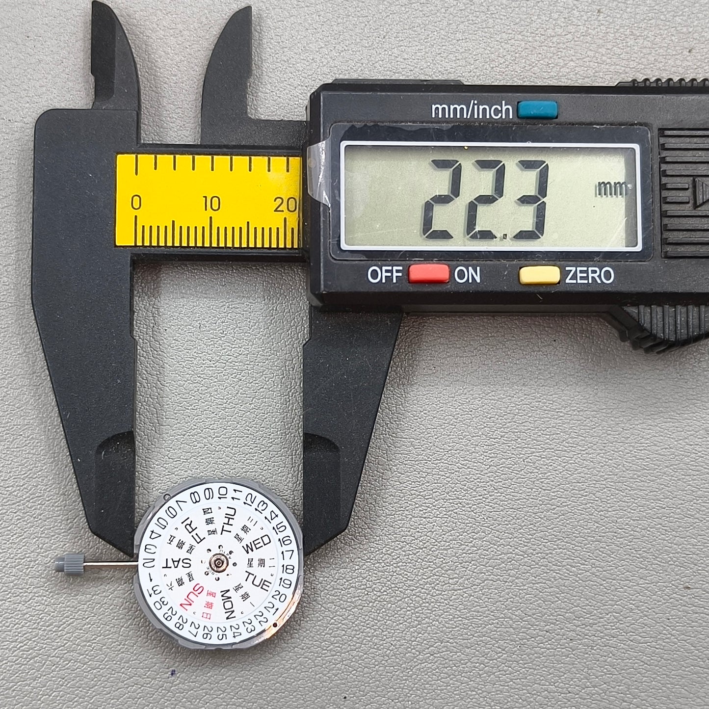 Miyota GM02 Quartz Movement Date Day Replacement of GM00 Date@3
