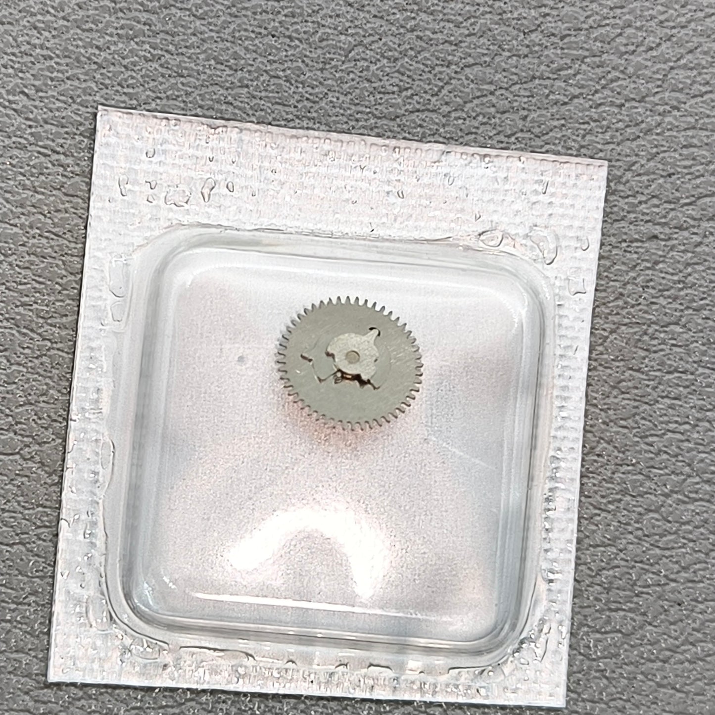 3 PIECES Replacement Date Indicator Driving Wheel Generic for 8205 Movement