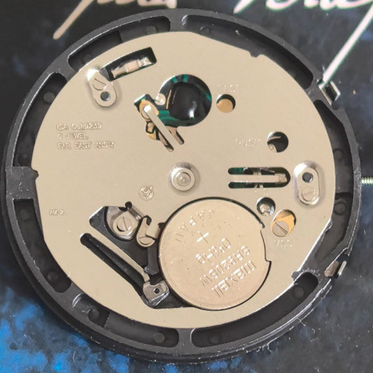 Swiss Made ISA9239 Quartz Movement 6 Hands Small Second At 3/6/9