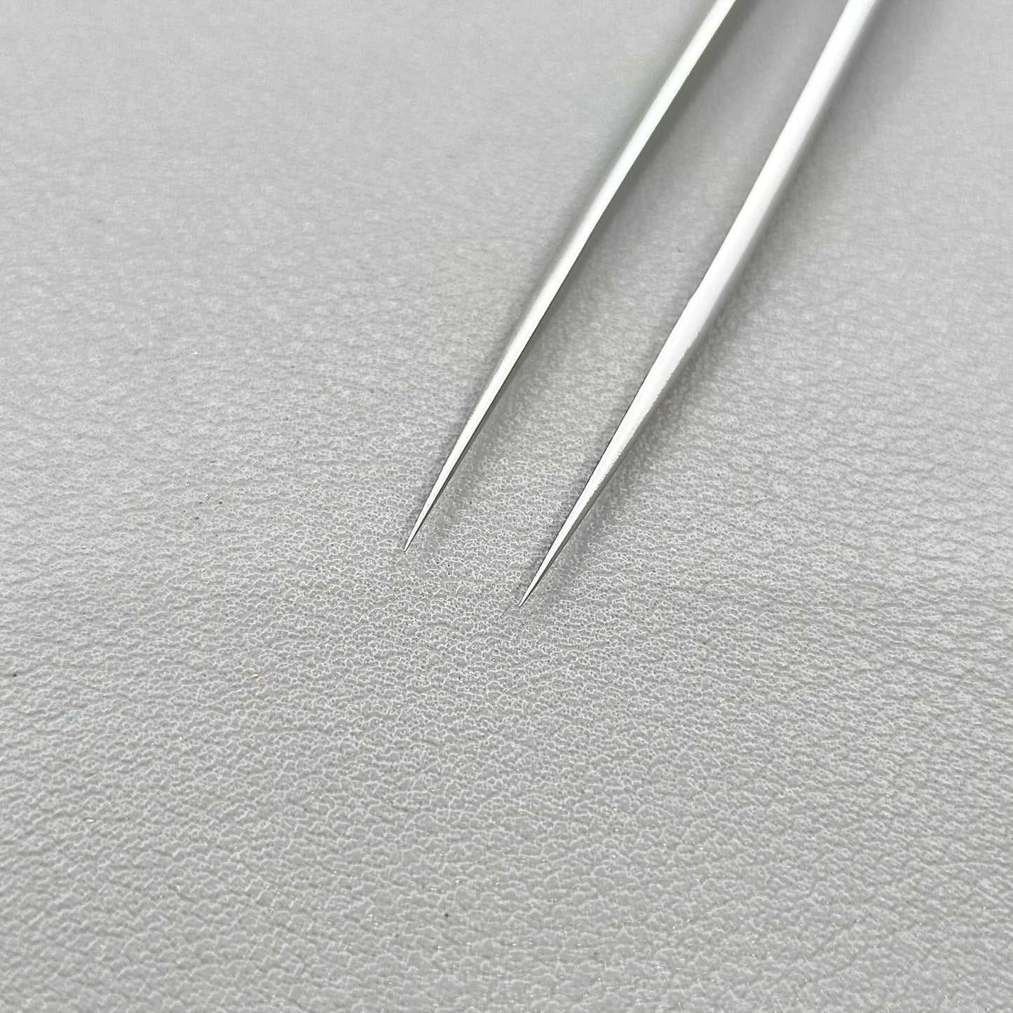 Swiss Bergeon 7026-SS Antimagnetic Tweezer Narrow and Fine Points L : 140mm