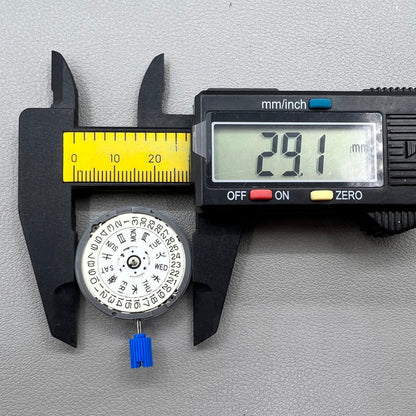 Mouvement mécanique automatique blanc avec luminescence verte Japan NH36A, position couronne 3.8