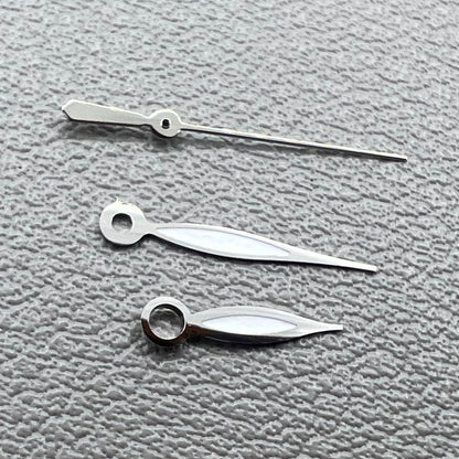 Green lume leaf-shaped watch hands with silver trim, compatible with NH35 NH36 7S26 NH70 NH72 movements.