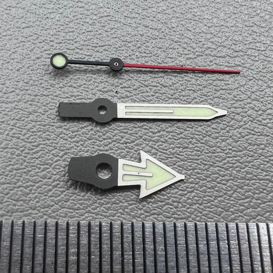 Red second hand watch hand with C3 lume, designed for Tuna NH35/36 NH70/72 SKX007 models, high visibility.