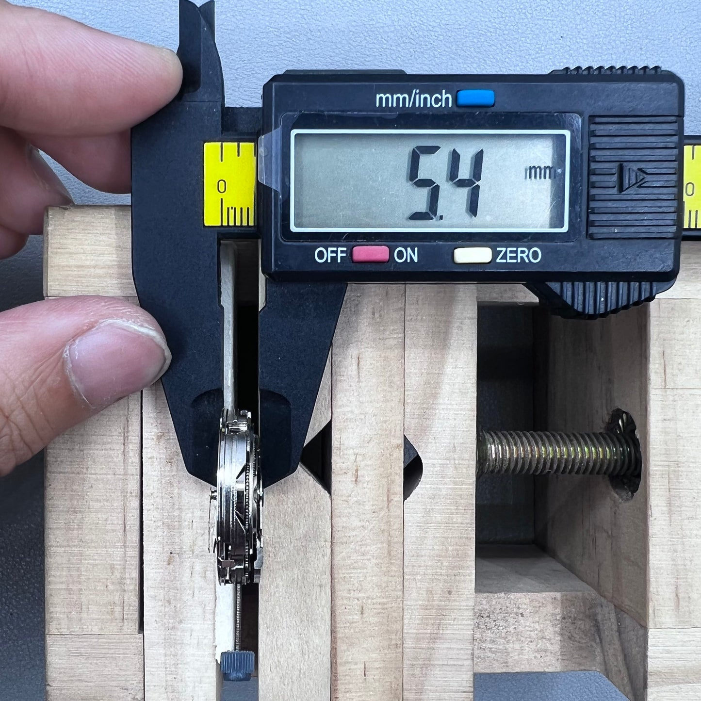 China NH Series 8205 8215 Automatic Mechanical Movement Small Second@6