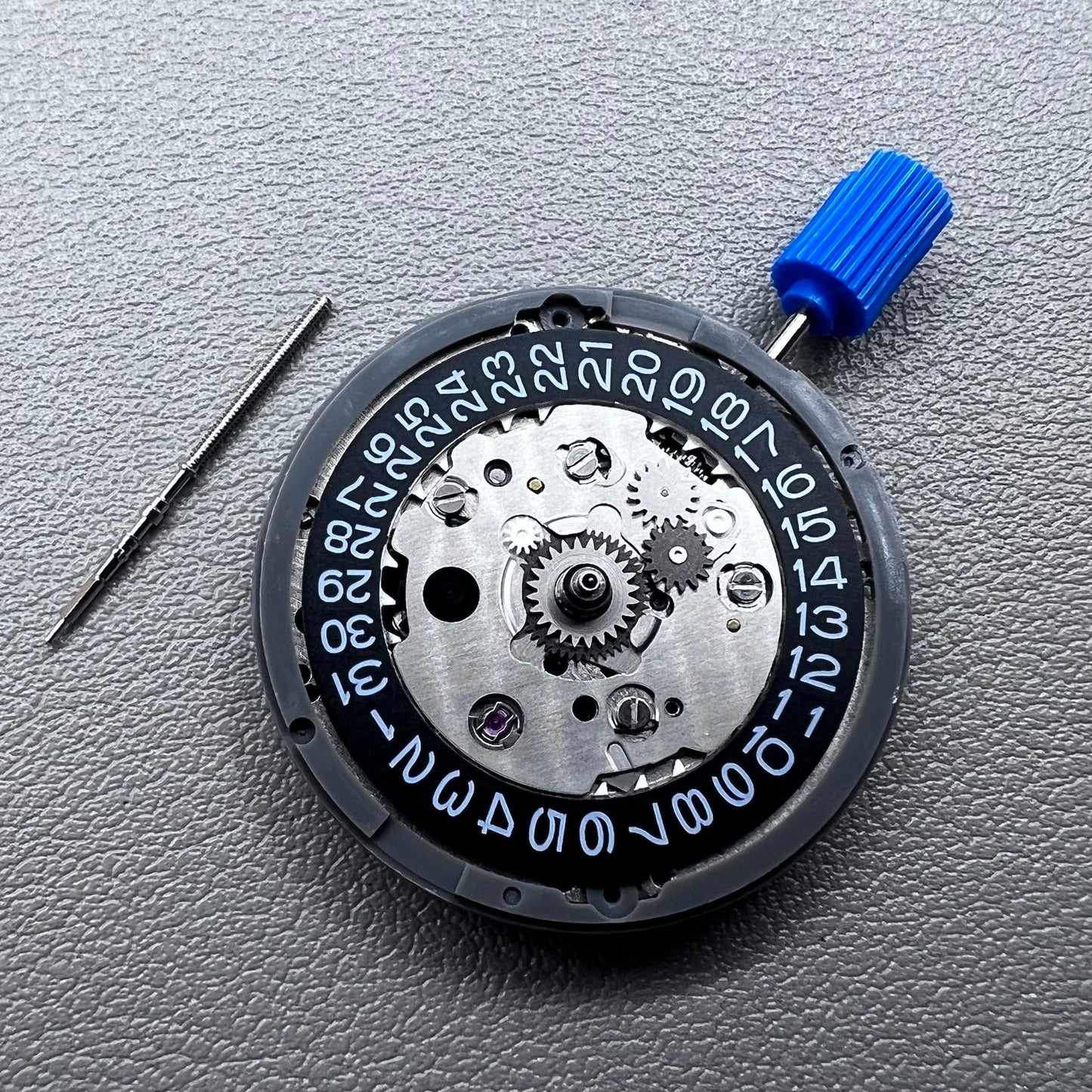 Seiko NH34 Mechanical GMT Movement Hacking Seconds Date@3 Black Disk