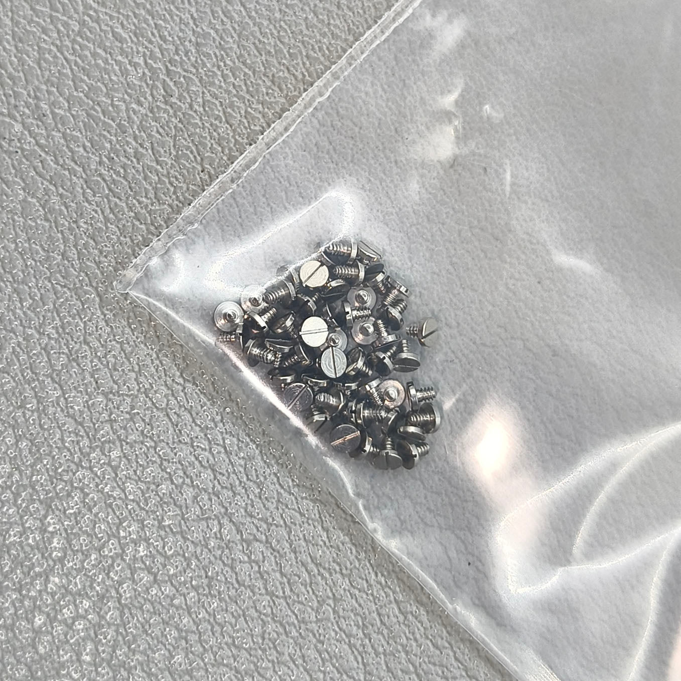 Approx 50 PIECES Watch Case Casing Clamp Screws for Miyota 9015 9120 9100 Movement