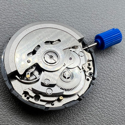 NH34 Automatic Mechanical GMT Movement Hacking Seconds White Disk Date@9