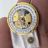 ETA 956.412 Watch Quartz Movement Swiss Made Movement 3 Hands Date At 3/6