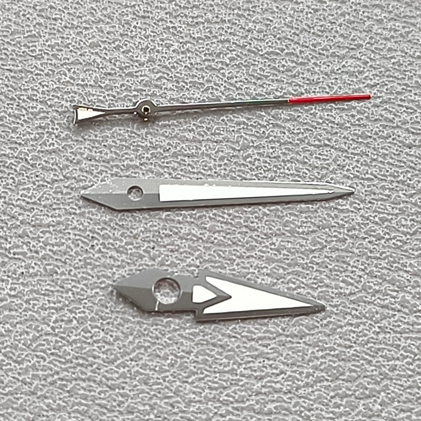 Silver Trim C3 Luminous Red Pointed Second Hand Watch Hands for NH36/35 Movement