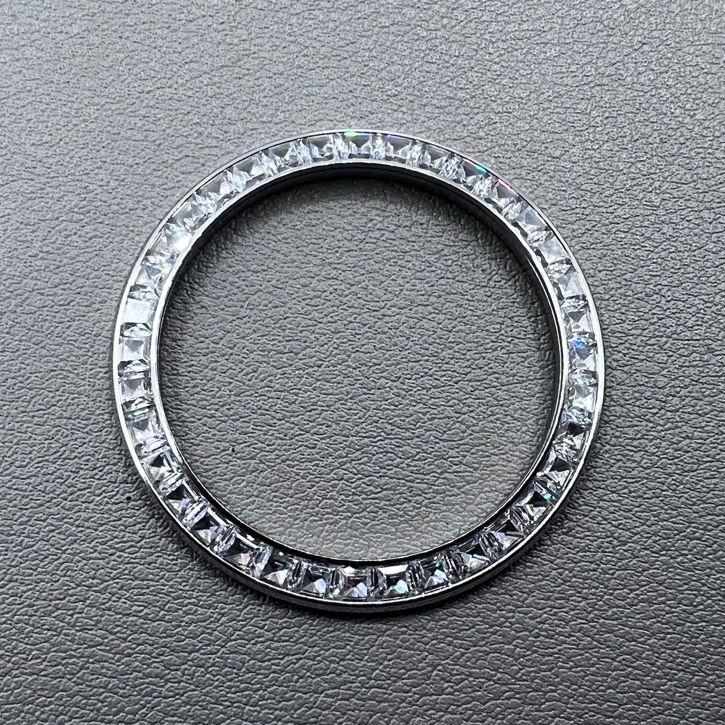 Silver 39.4mm Daytona watch bezel with T-shaped square diamond moissanite, flat bottom design.