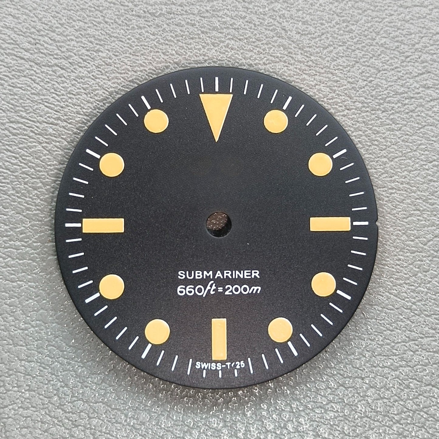 28.5mm Retro Watch Dial Green Luminous Suitable for NH35/8215/2836 Movement