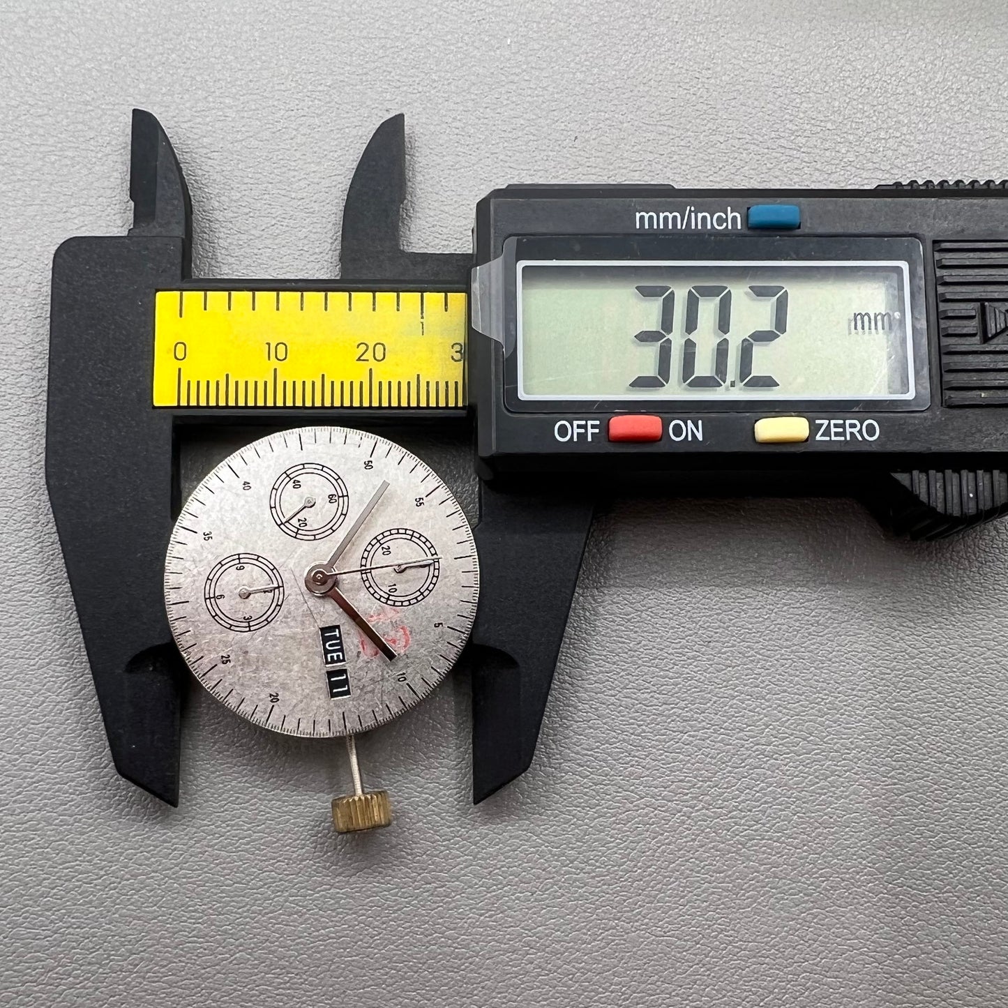 China 7750 automatic chronograph movement with date, day, and small second at 9 o'clock for watch accessories.