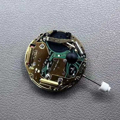 Swiss ISA 8174 quartz movement with 6 hands, golden plated for watch accessories.