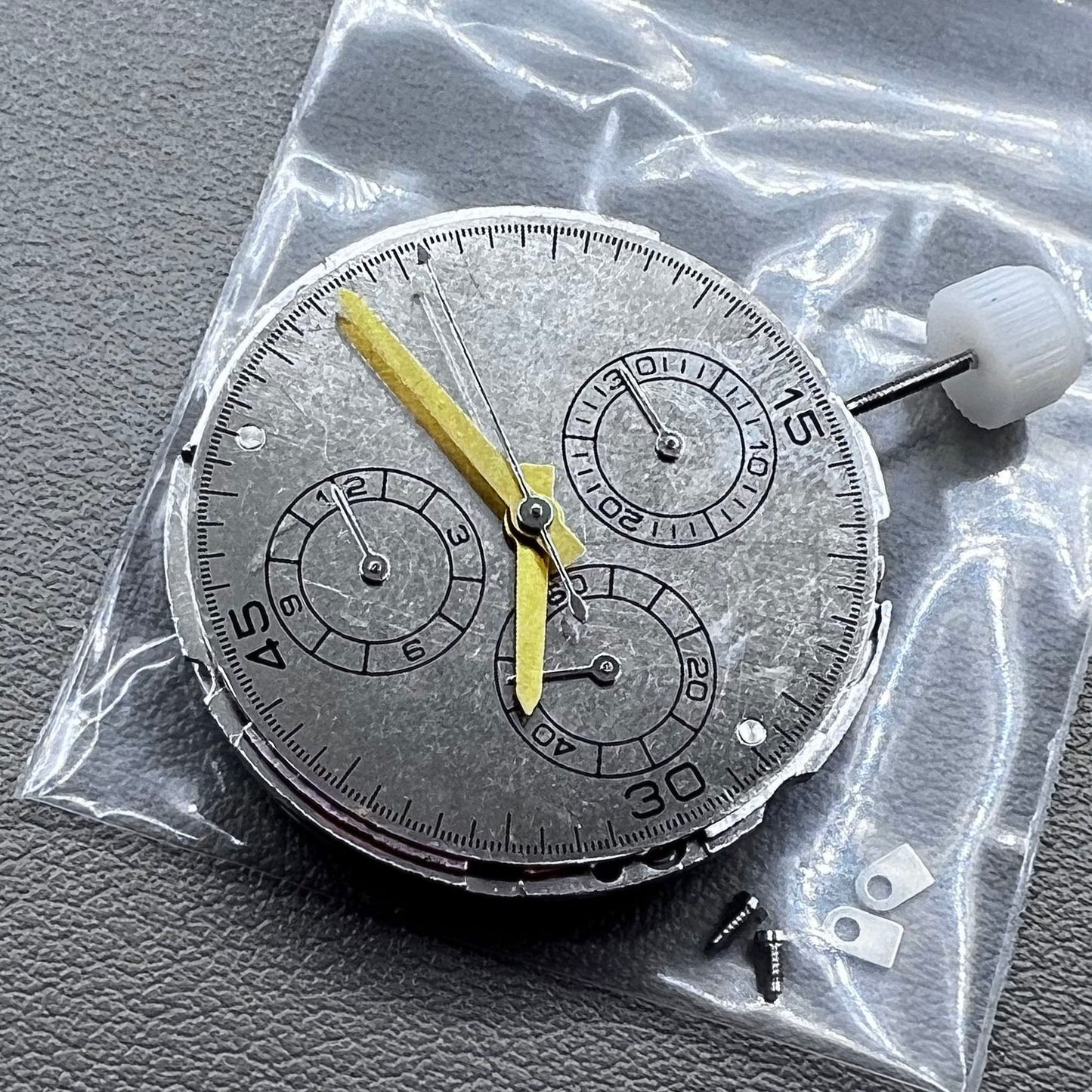 China 4130 Mechanical Movement No Calendar 6 Hands Daytona Blue Hairspring