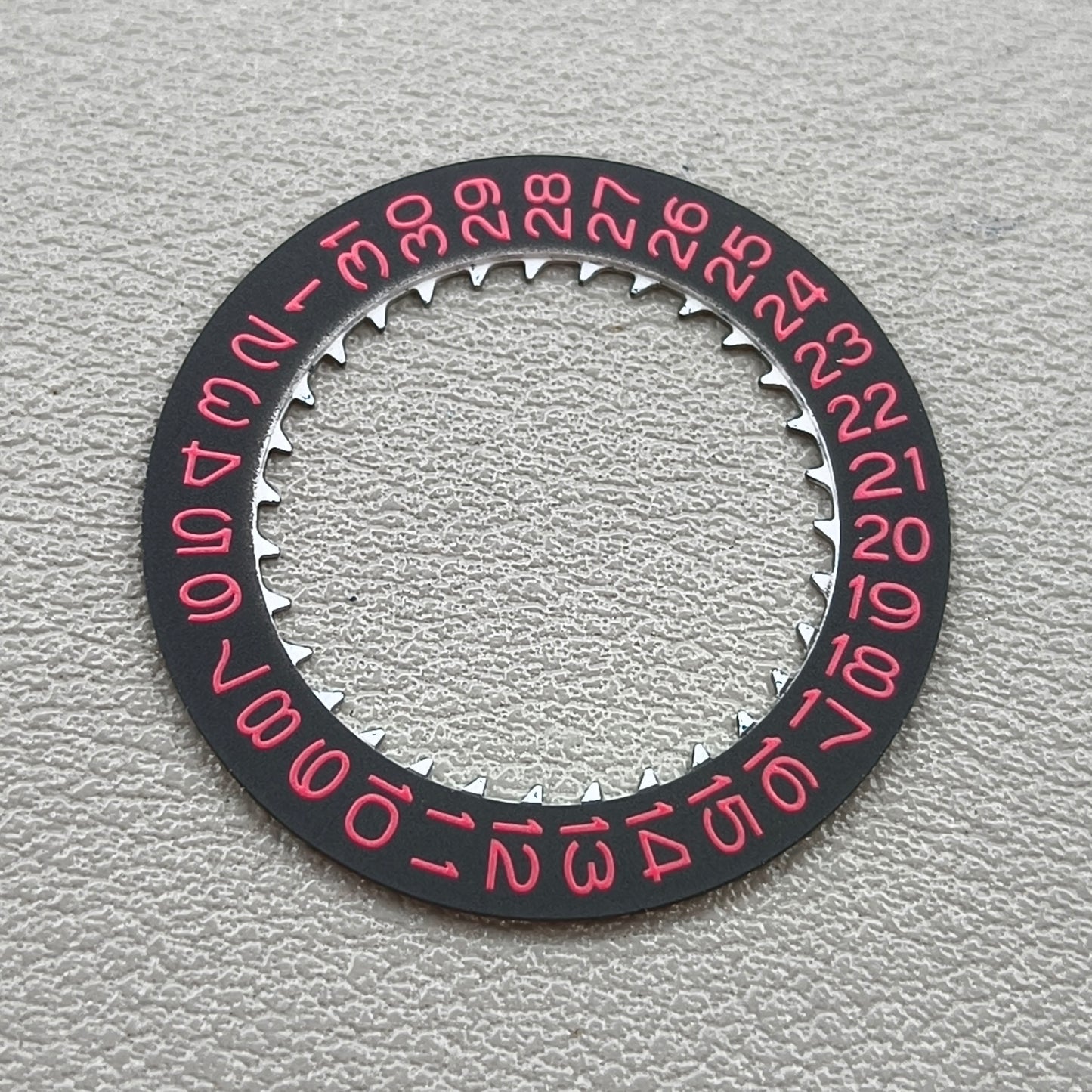 Red Character Black Background Date Disk Wheel for NH35 NH36 Date@3