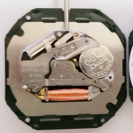 Miyota 2353 quartz watch movement with 3 hands and big date display at 3 o'clock, Japan made.