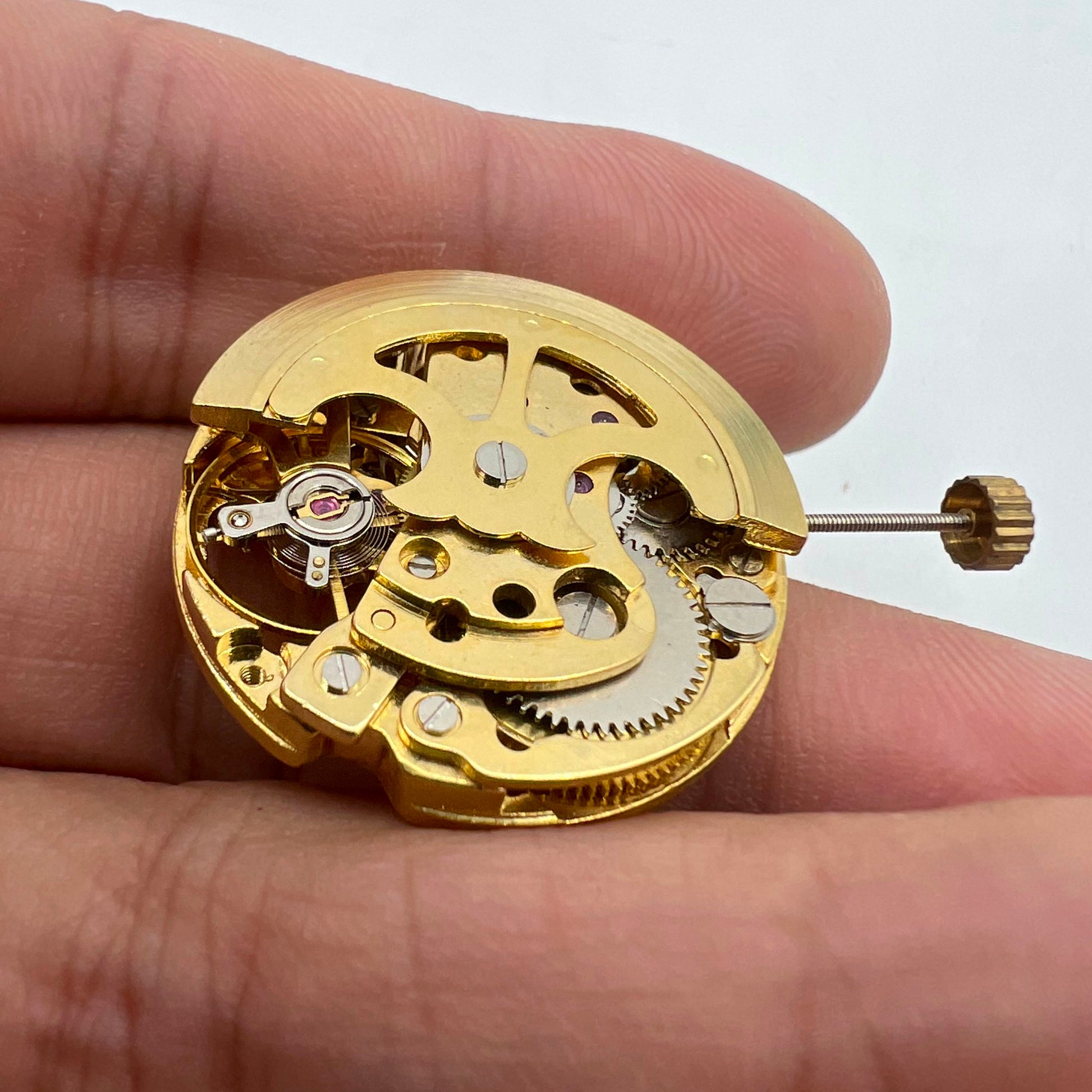 Golden hollow 26.5mm 7120 automatic mechanical watch movement, precise and elegant watch mechanism