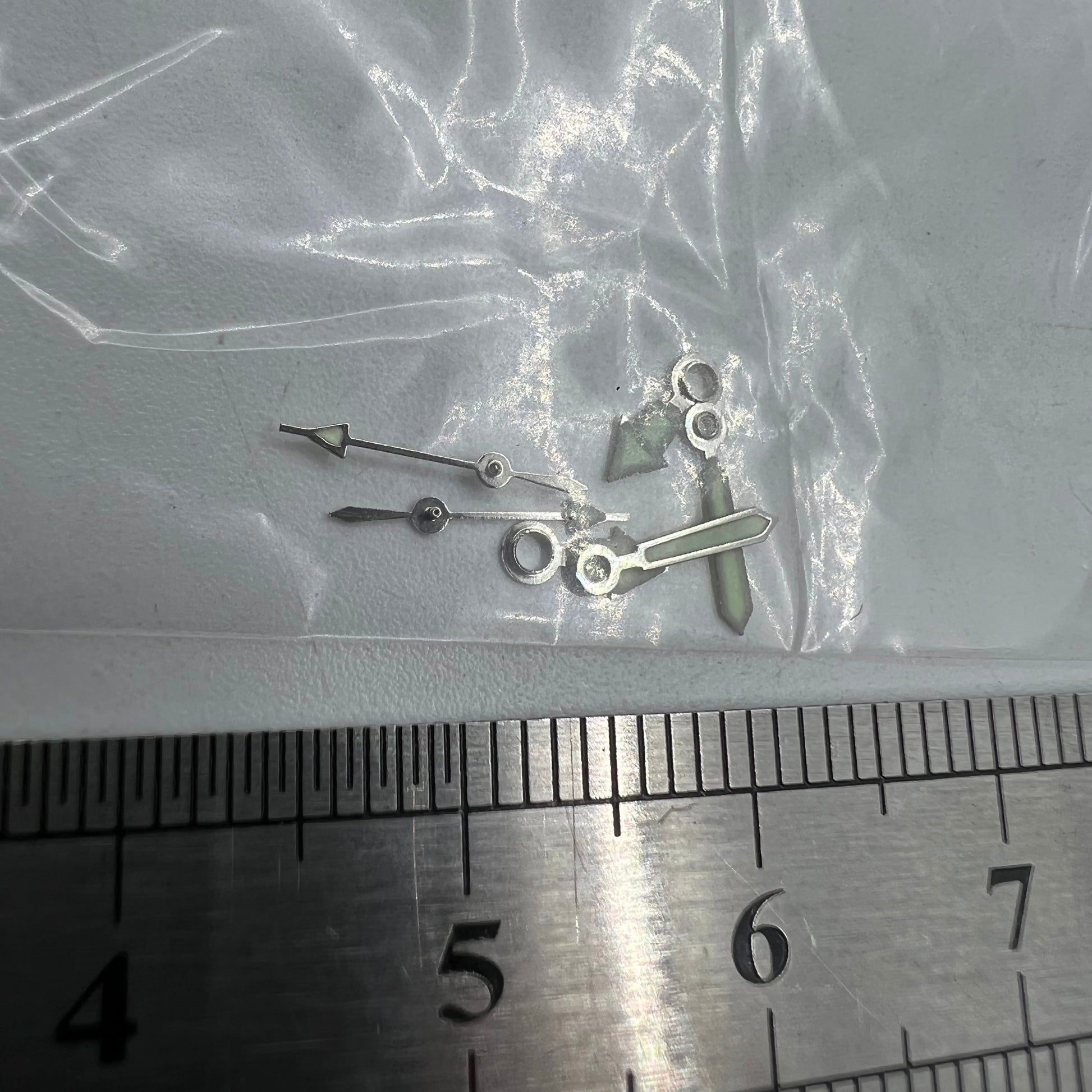 Luminous silver watch hands set by #1523, compatible with Miyota 2035 movement, sizes 12mm/10mm/7mm.