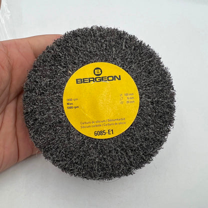 Bergeon 6085-E1 satin metal finishing wheel for watch polishing and surface refinement.