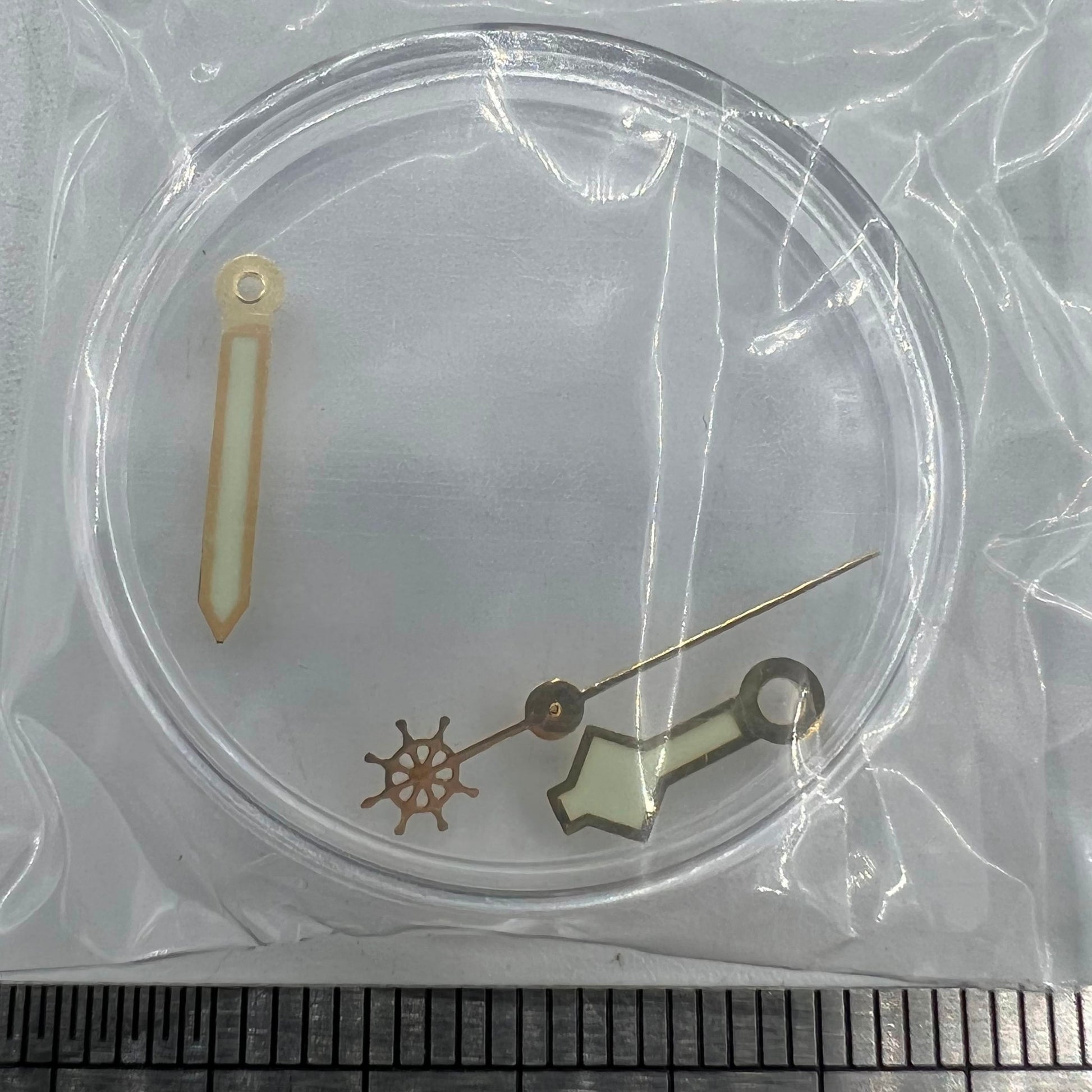 Green lume snowflake style watch hands with gold trim, compatible with Miyota NH35/36 and Seiko 4R, 7S, NH38 movements.