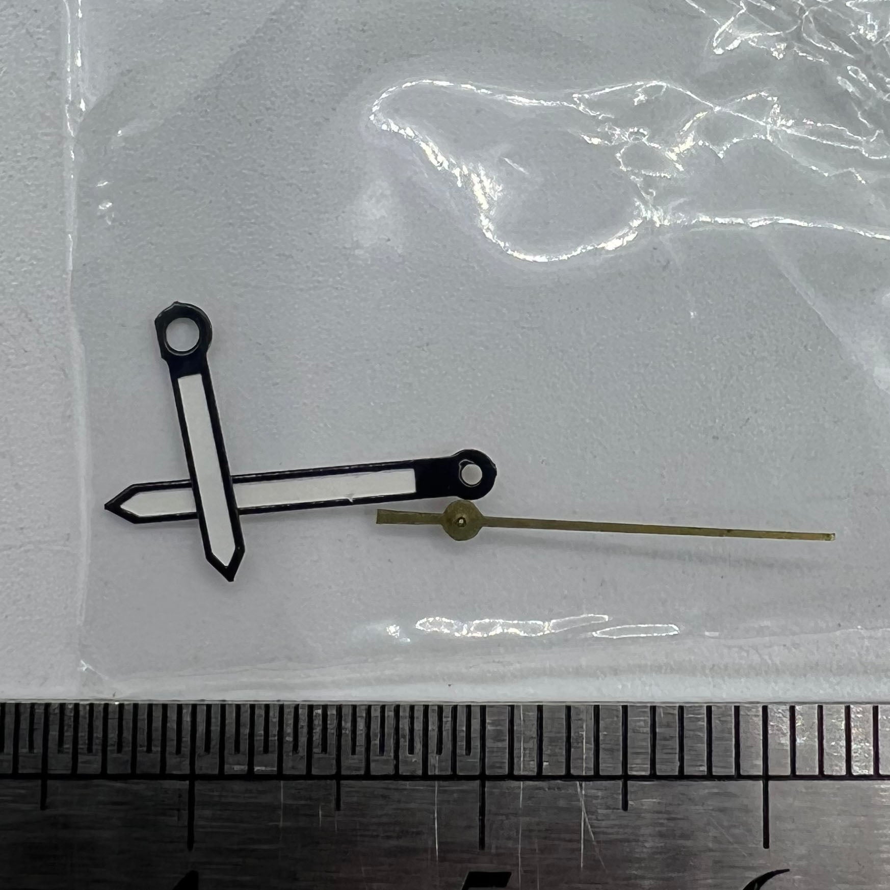 Luminous black trim watch hands for Miyota 2035 quartz movement by P1-H4-C99, ideal for precise timekeeping.