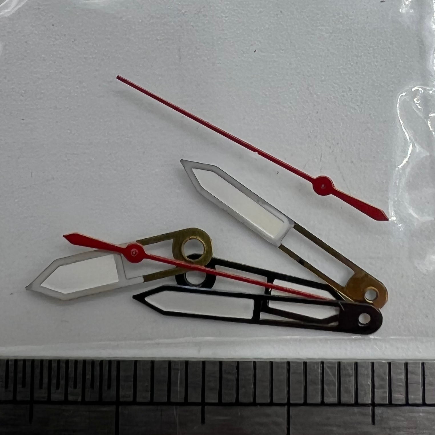 Red second hand with black trim for Miyota 2035 quartz watches, P1-H4-C100 brand accessory.