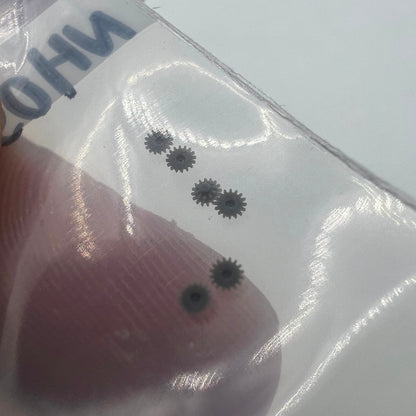 Intermediate date wheel spare part compatible with NH05 NH06 movement, precise fit for watch repairs.