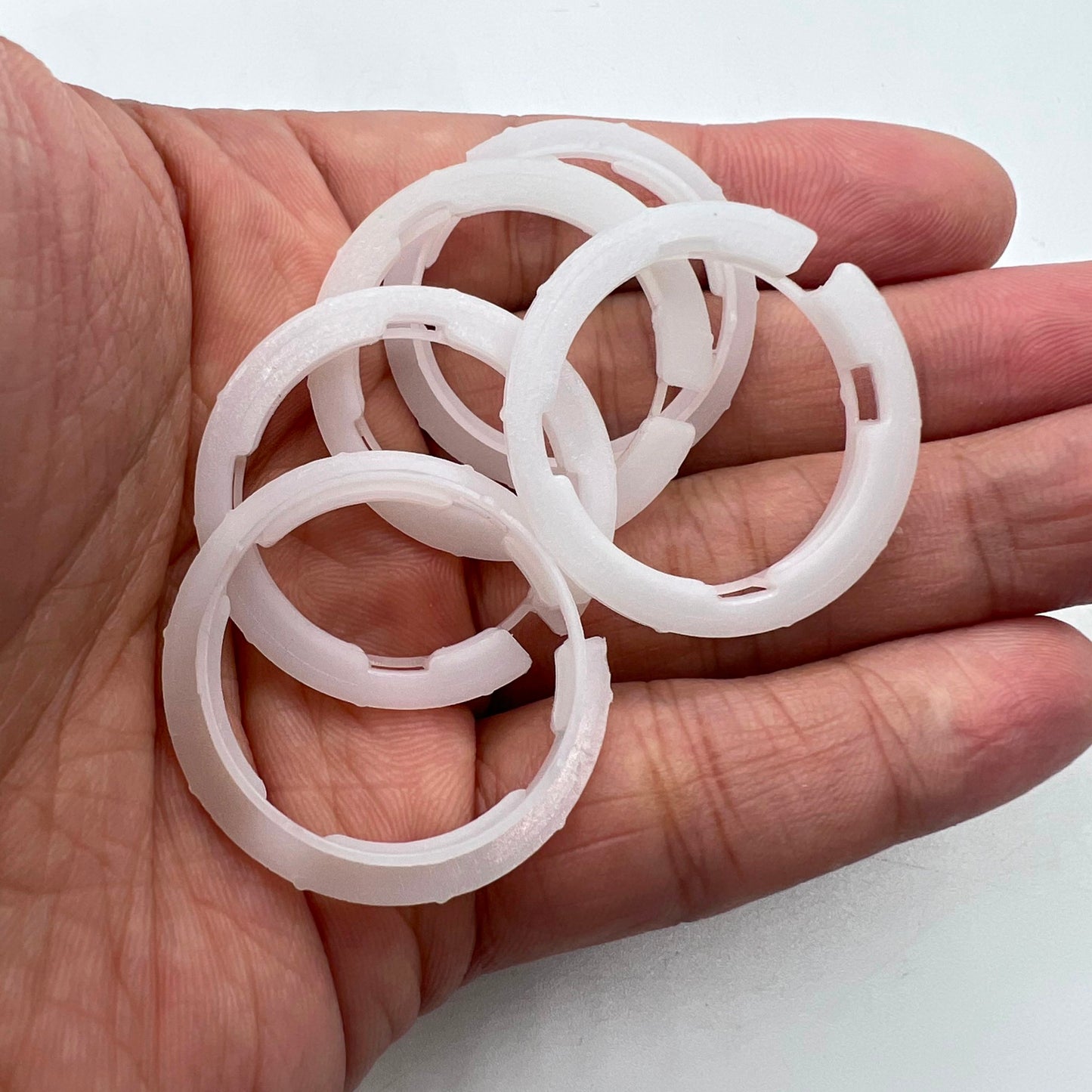 Precision plastic watch movement cushion mount 5.5mm height for ETA 2824/2836/2846/2879 models.