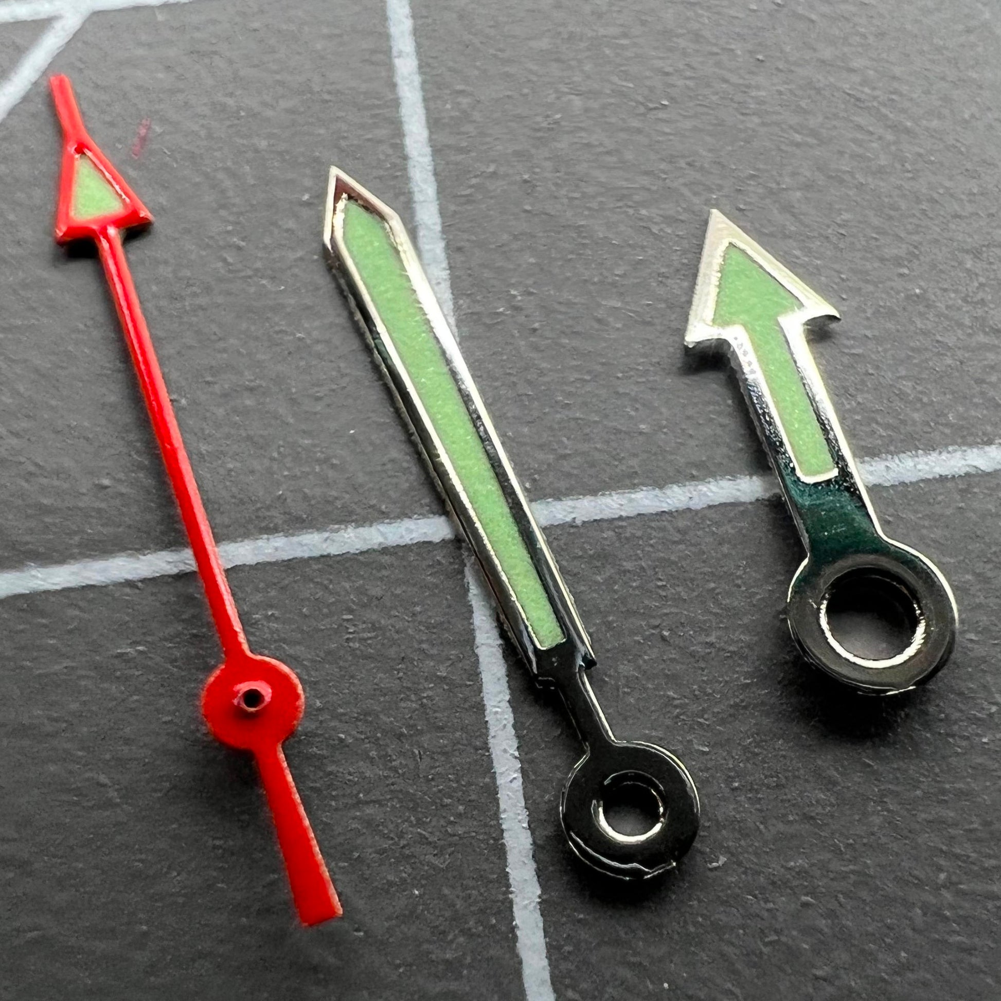 Arrow-shaped green luminous watch hands set for Miyota 2035, 2115, 2105, 2305 movements