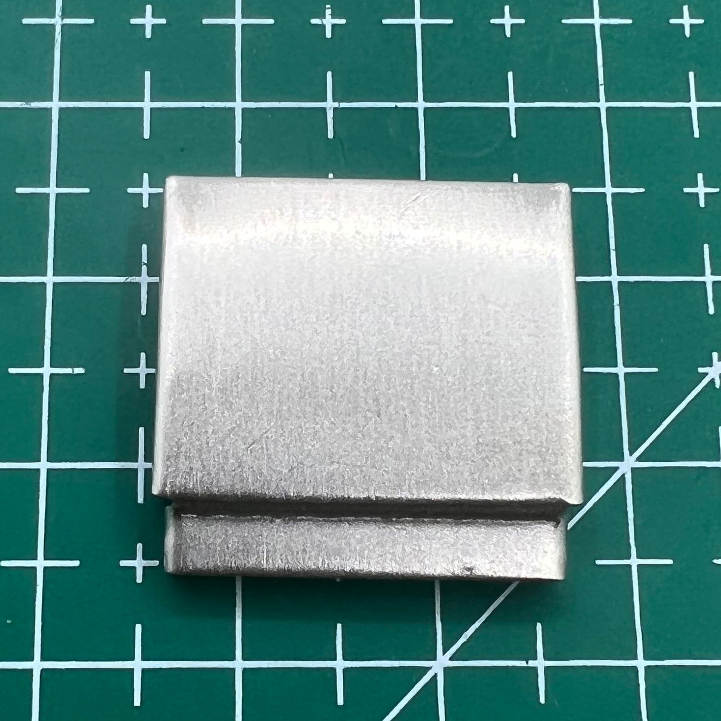 Set of 14 silver watch strap extenders with clasp, adjustable bracelet length.