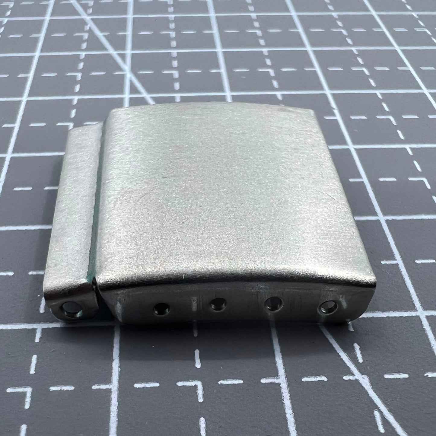 14PCS silver watch strap extenders with clasps, improving comfort and fit for watch bracelets.