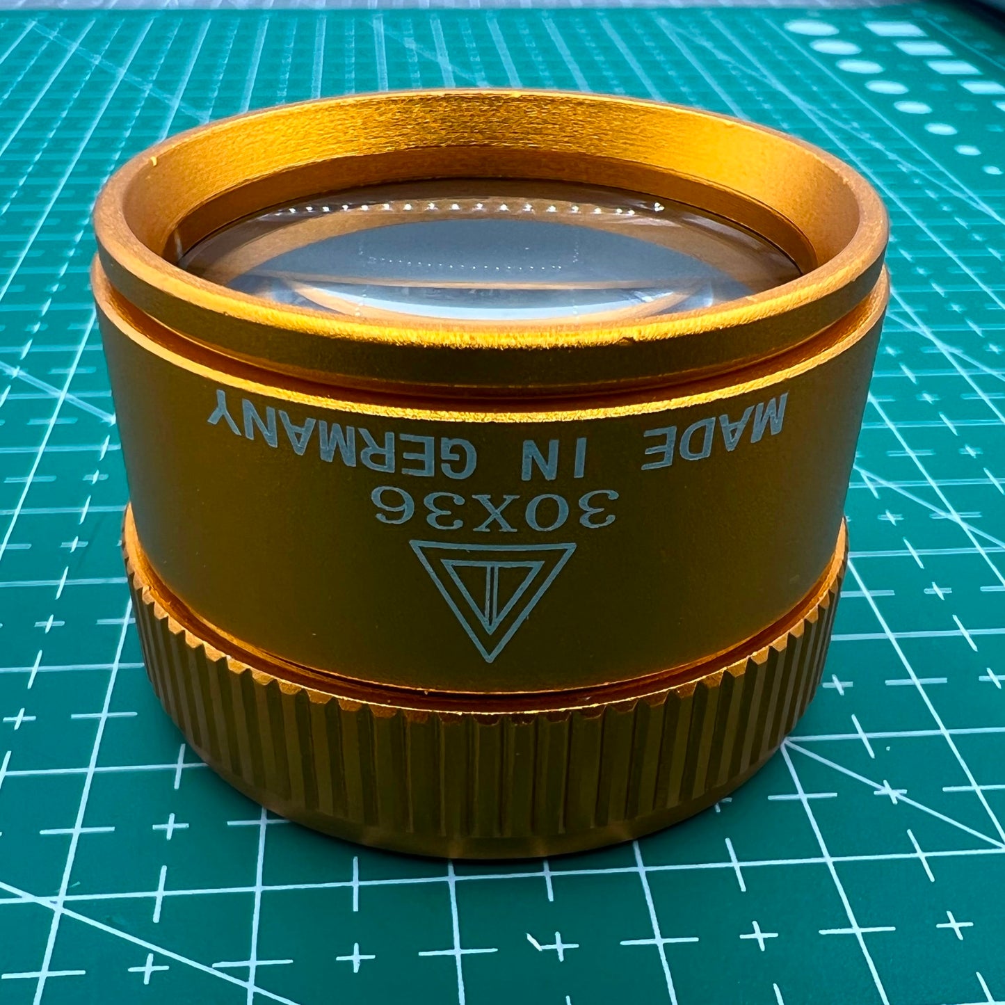 Loupe grossissante 30x en or fabriquée en Allemagne pour la réparation de montres, bijoux et outils d'horlogerie